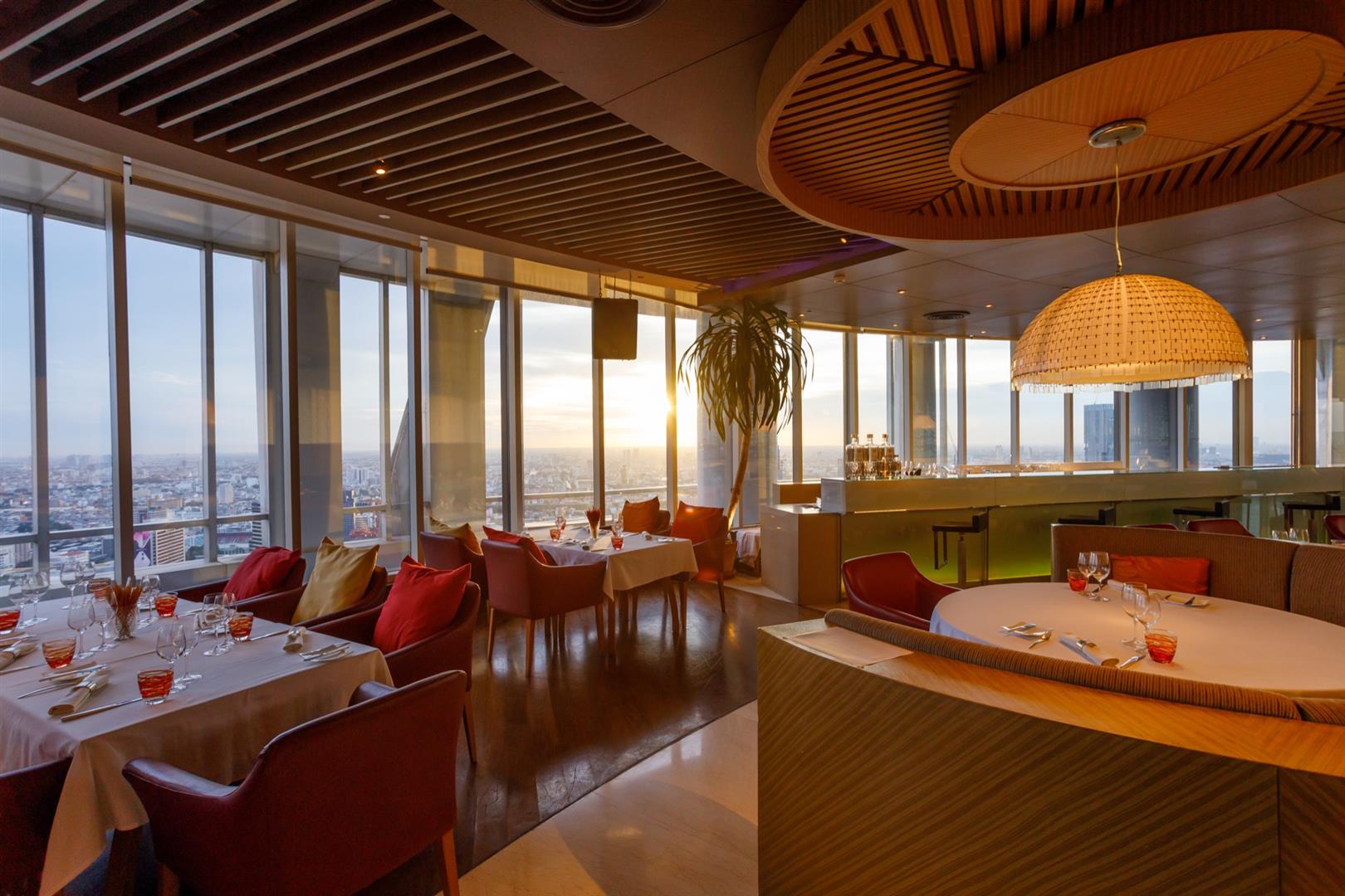 Red Sky Restaurant, 55th floor at Centara Grand at