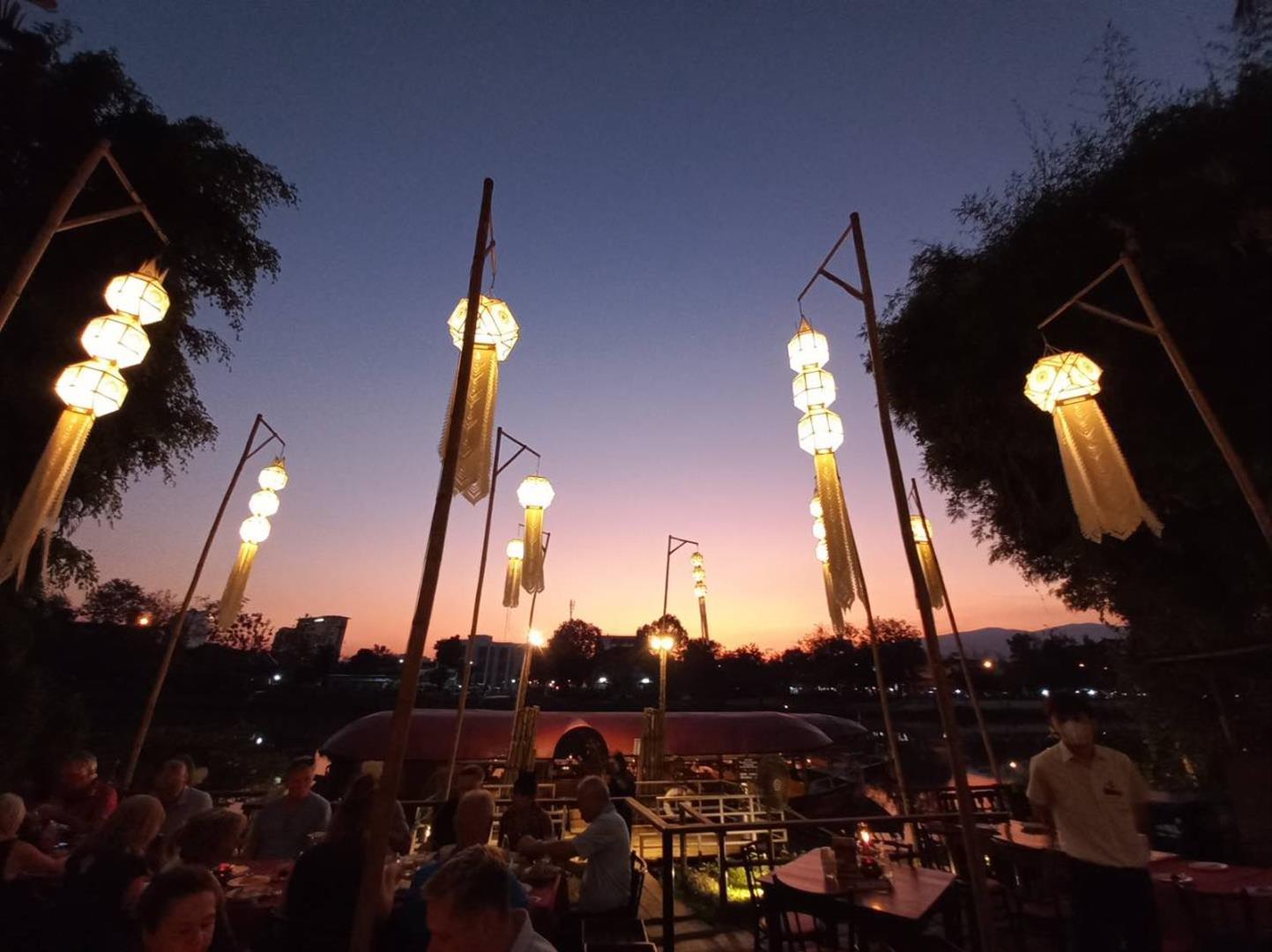 The Riverside Bar & Restaurant