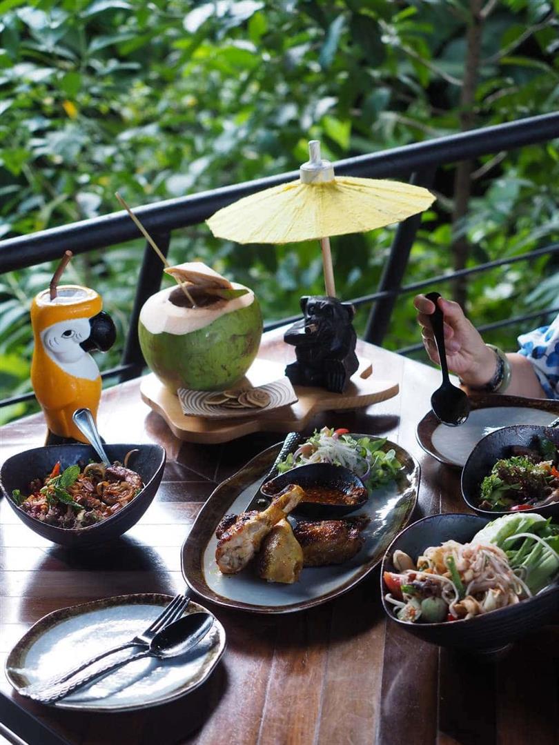 Three Monkeys Restaurant
