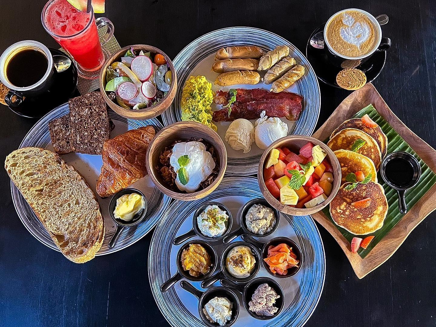LowCal, Cheatery and Bar