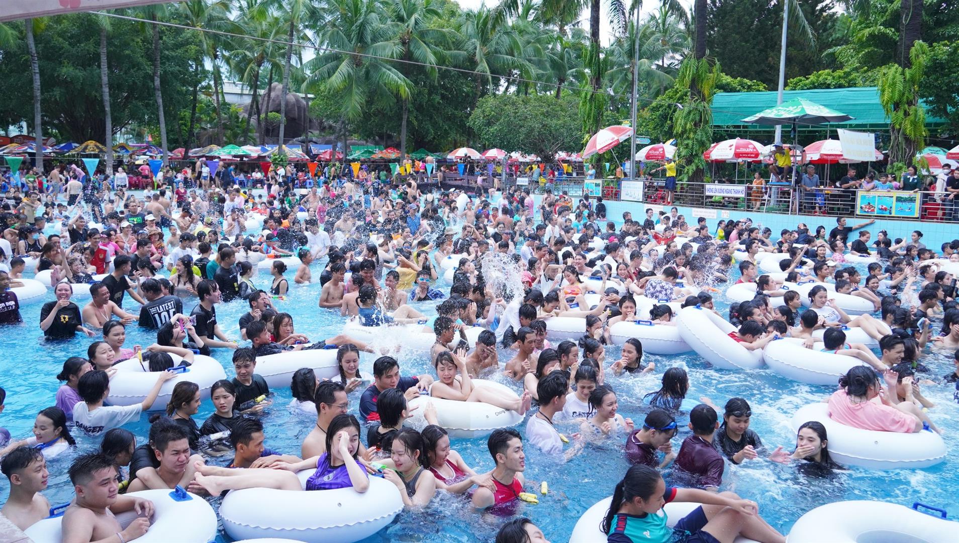 Dam Sen Water Park