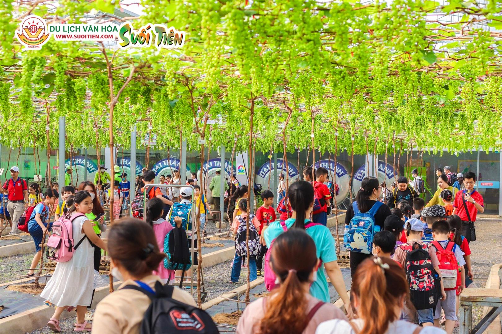 Suoi Tien Theme Park