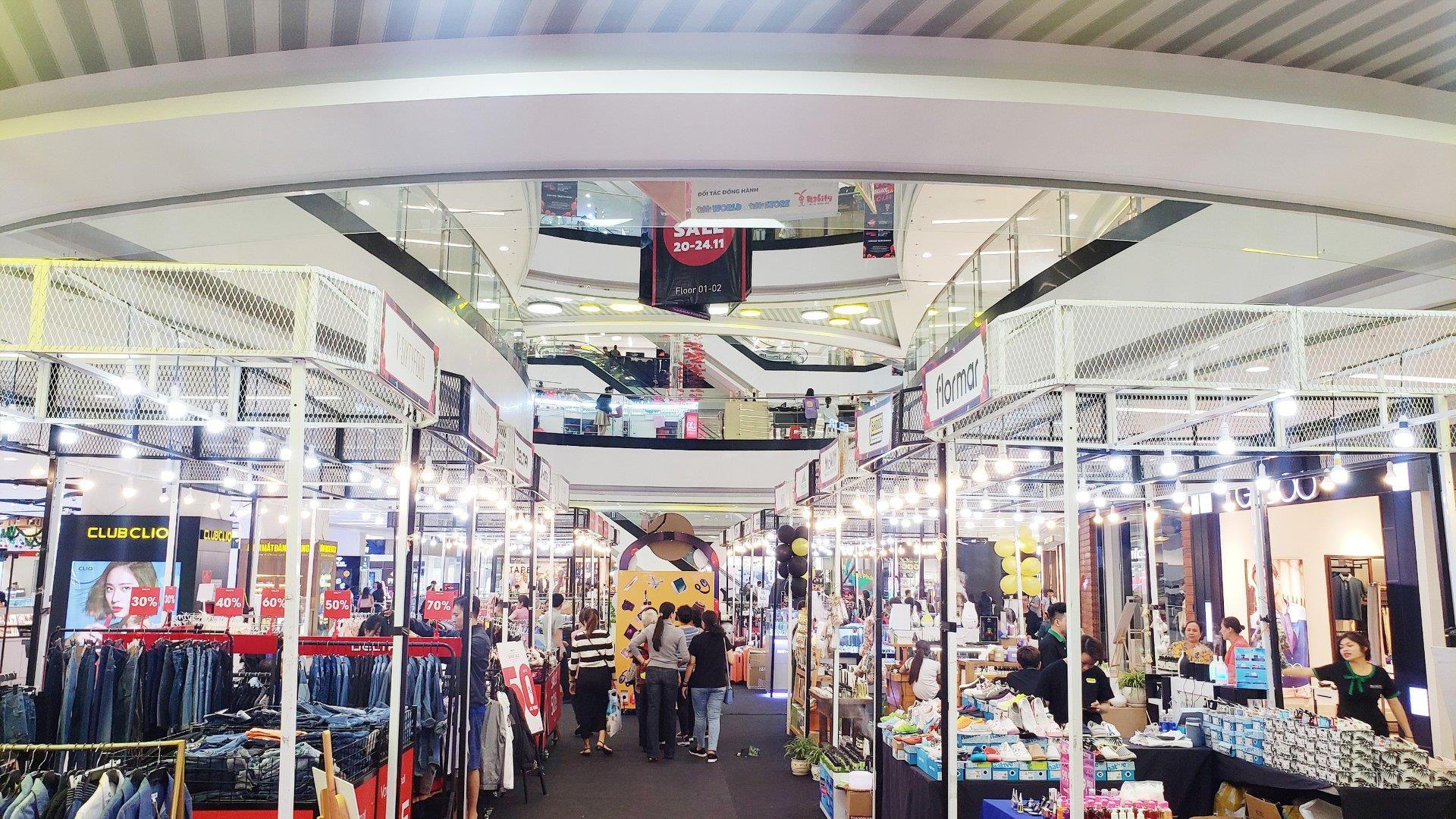 Van Hanh Mall