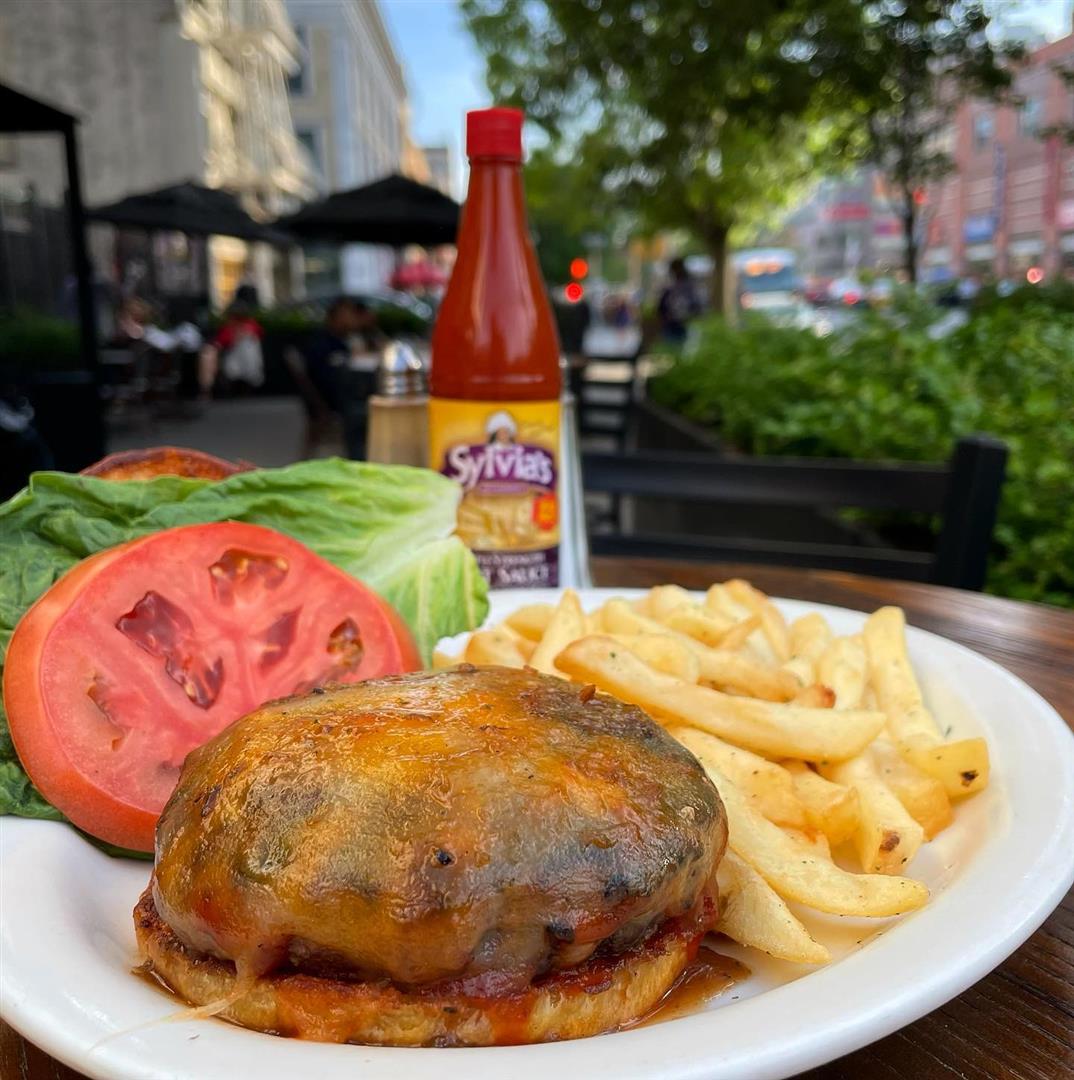 Sylvia's Restaurant