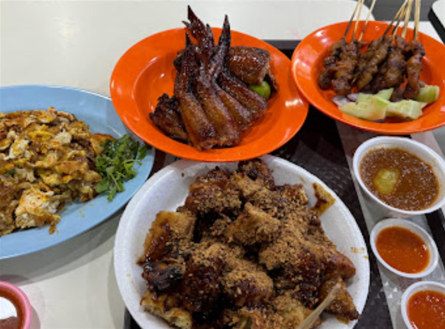 Chomp Chomp Food Centre