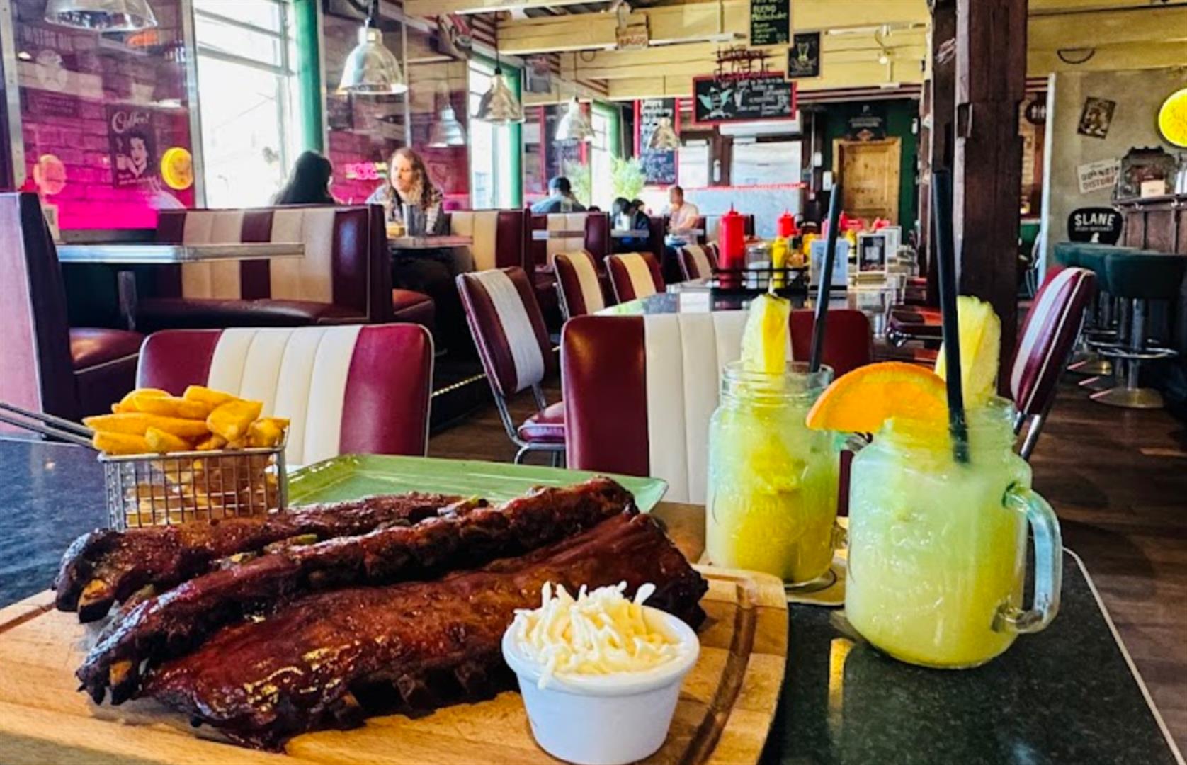 Moe's Roadhouse | Hauptbahnhof