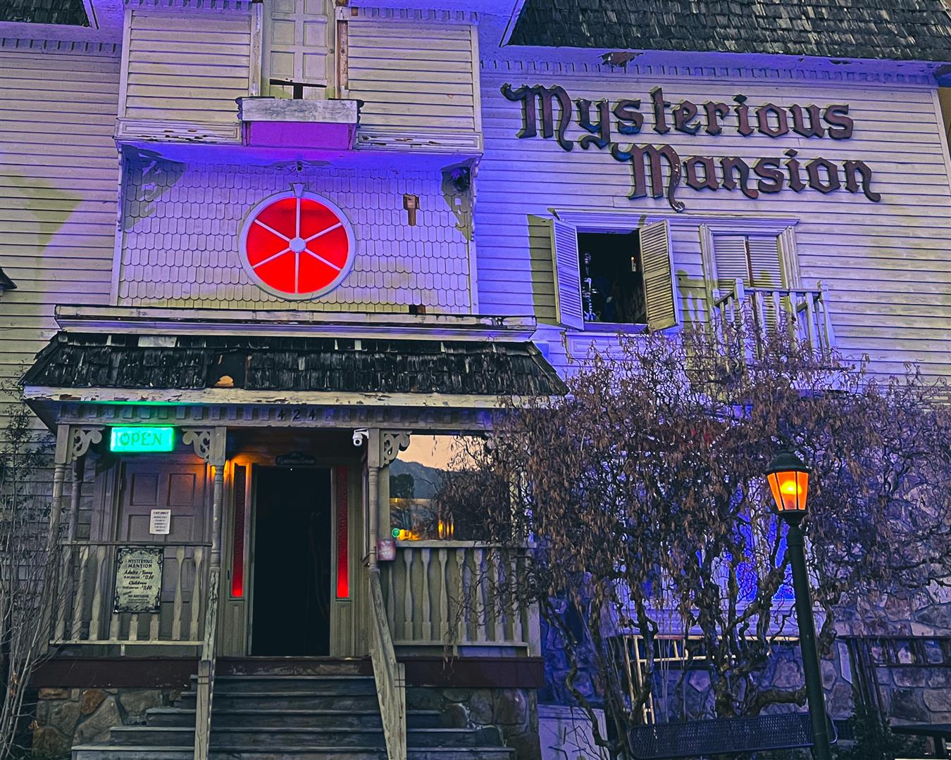 Mysterious Mansion