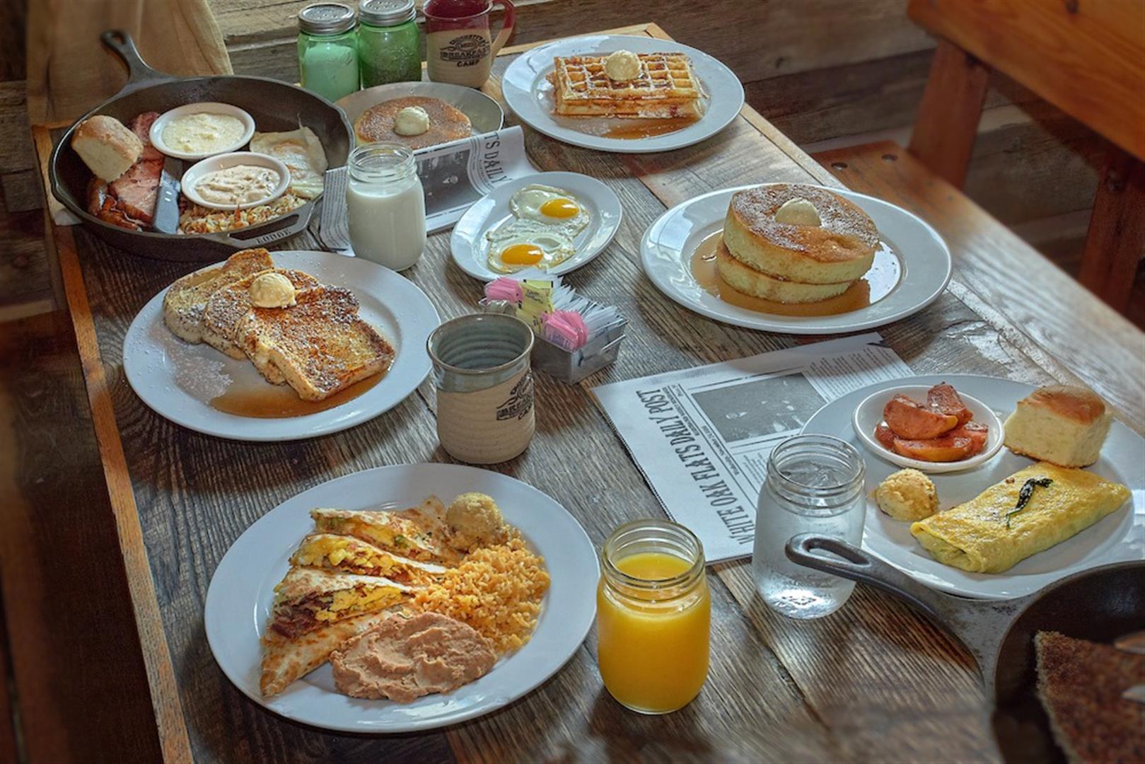 Crockett's Breakfast Camp