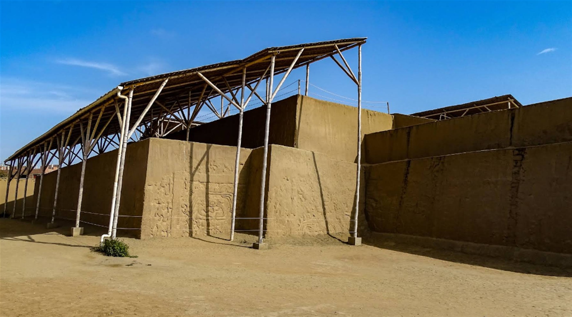 Huaca "El Dragon", Complejo Arqueológico Chan-Chan