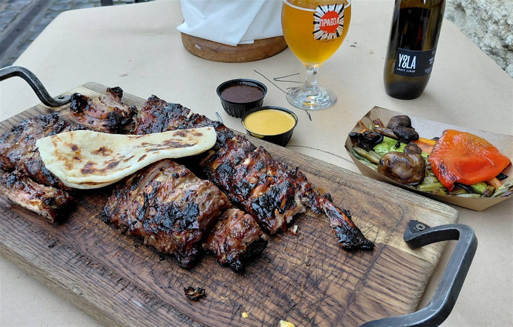 Ribs Restaurant "At Arsenal"