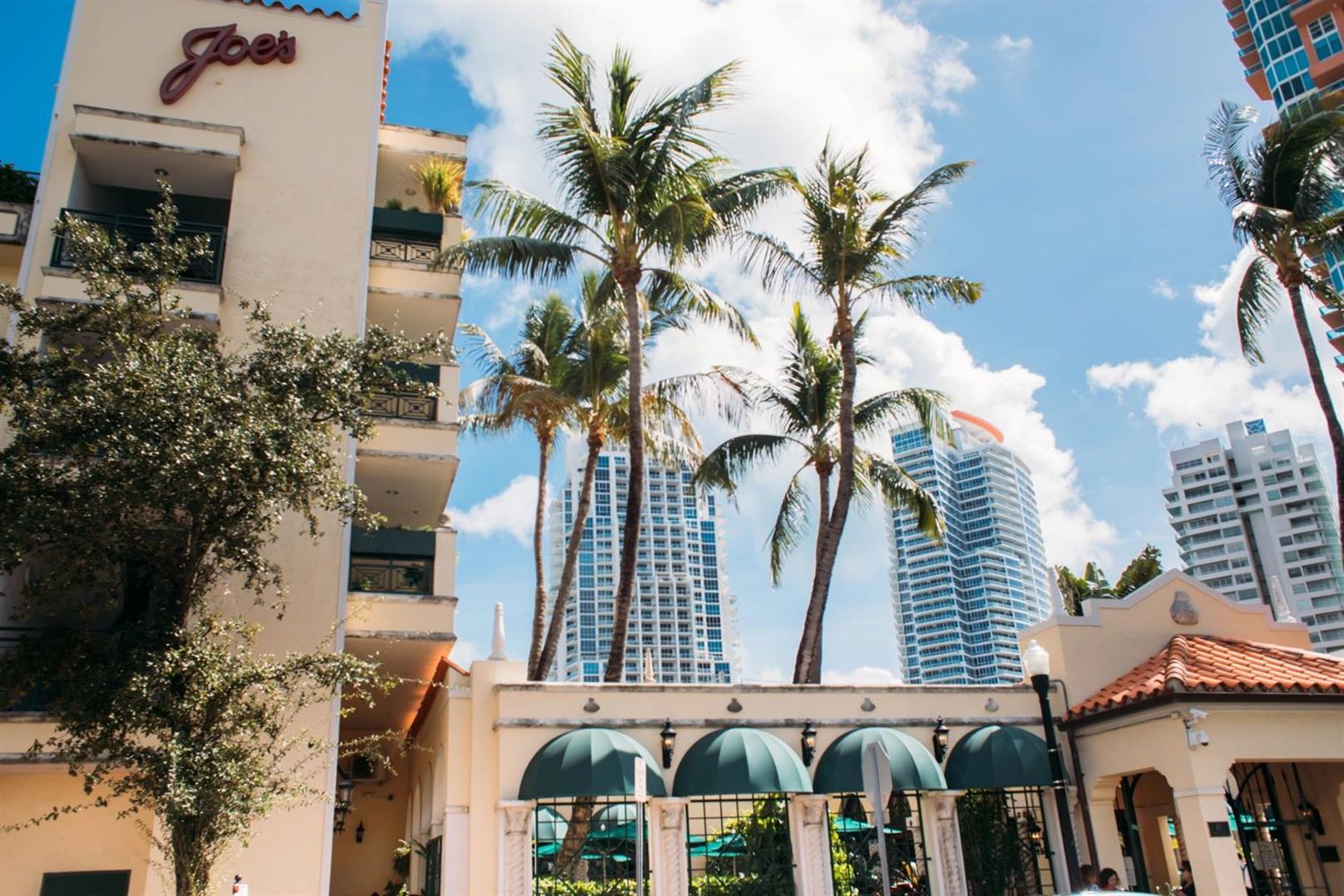 Joe's Stone Crab