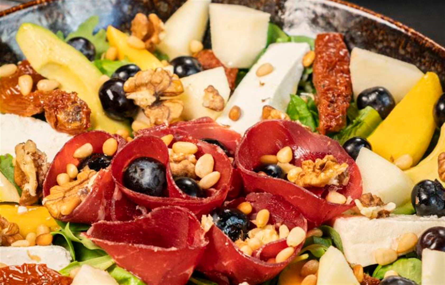 Lavitaèbella | Ristorante - Insalateria