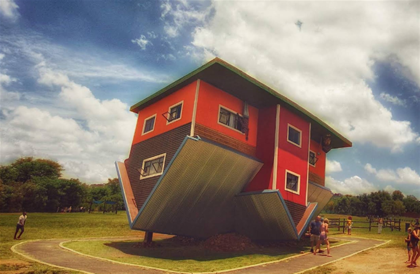 Maropeng: Official Visitor Centre for the Cradle o