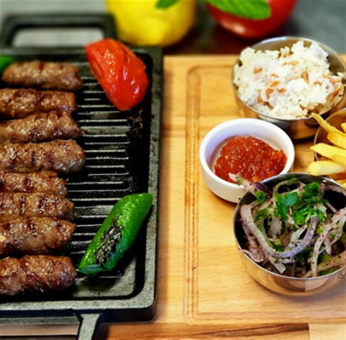 Mivan Restaurant & Cafe