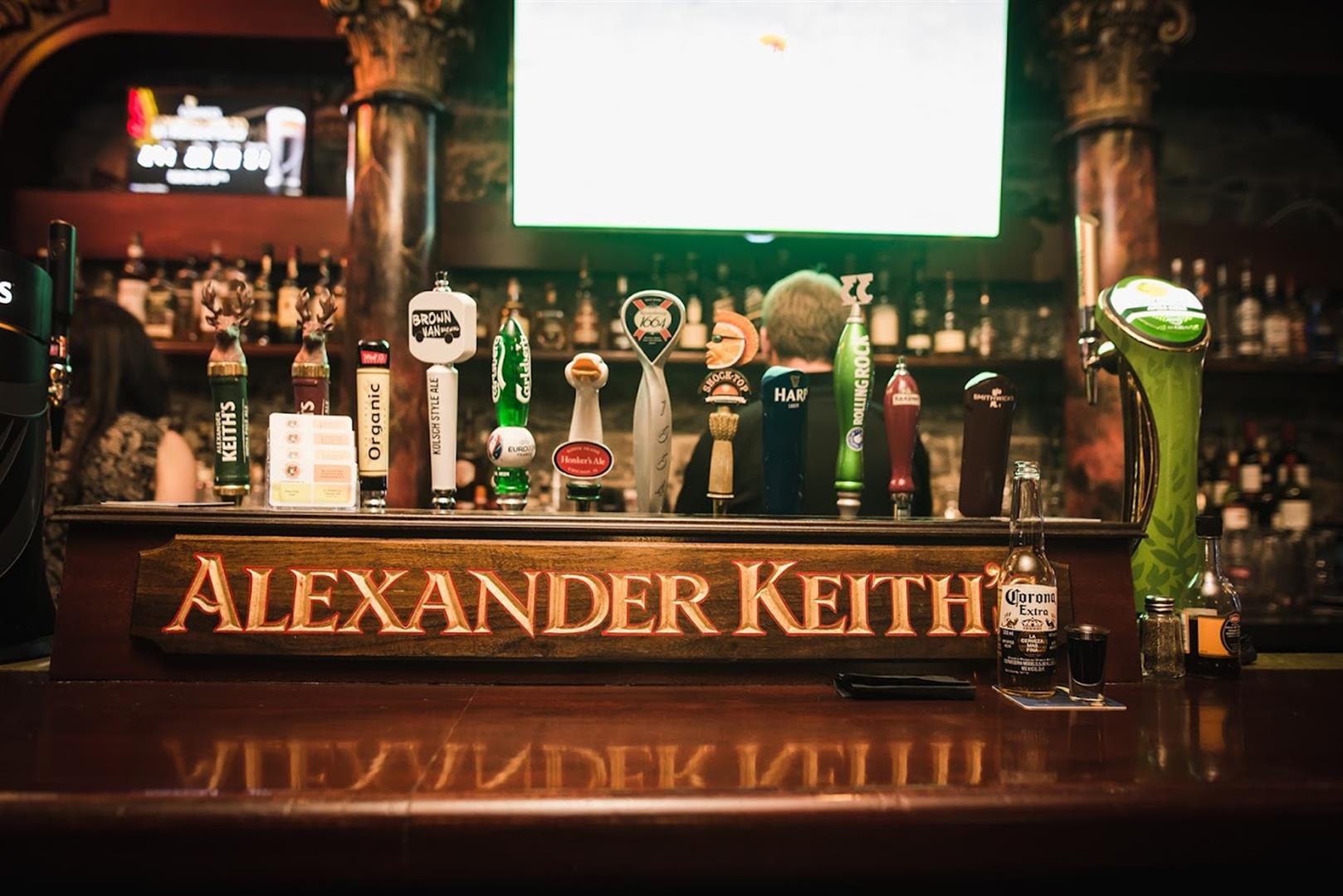 Aulde Dubliner & Pour House (ByWard Market)