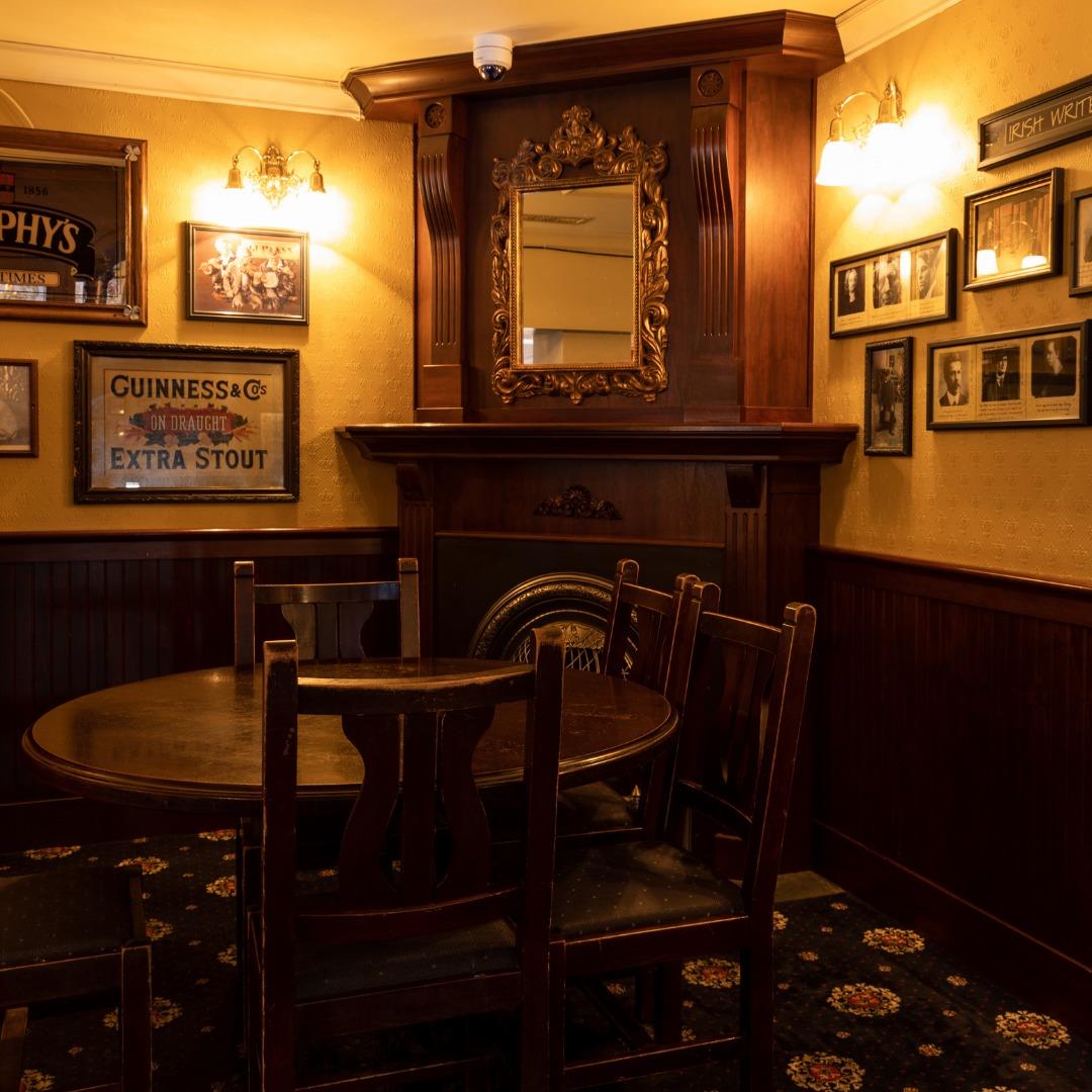 Irish Times Pub
