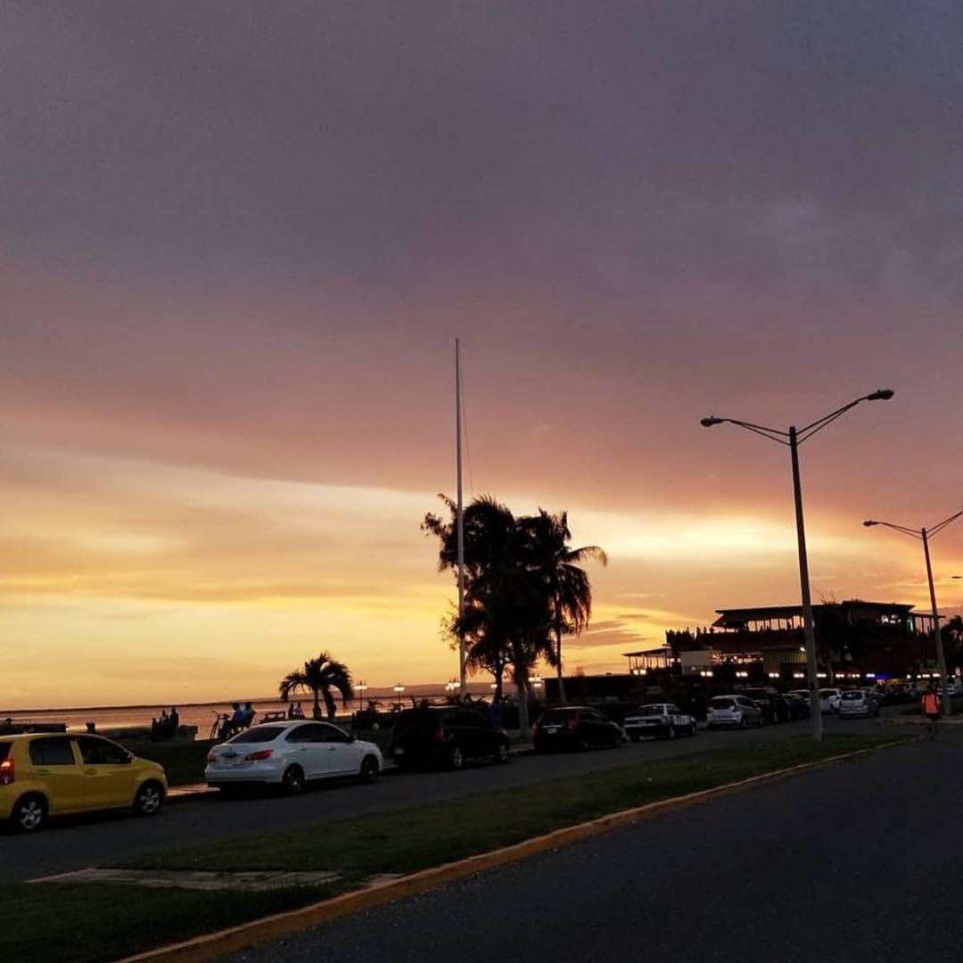 Gloria's Seafood City