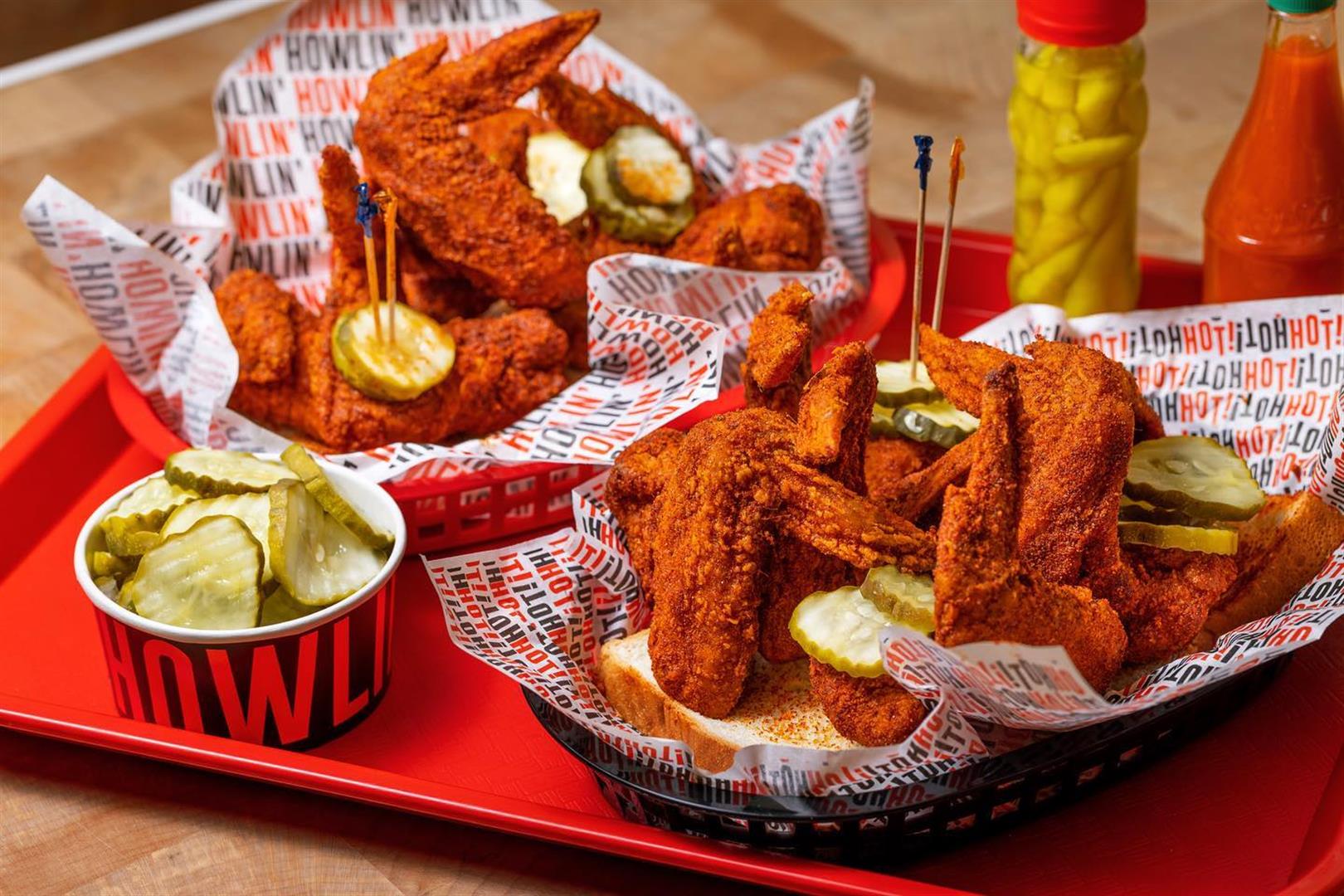 Howlin' Ray's Hot Chicken - Chinatown