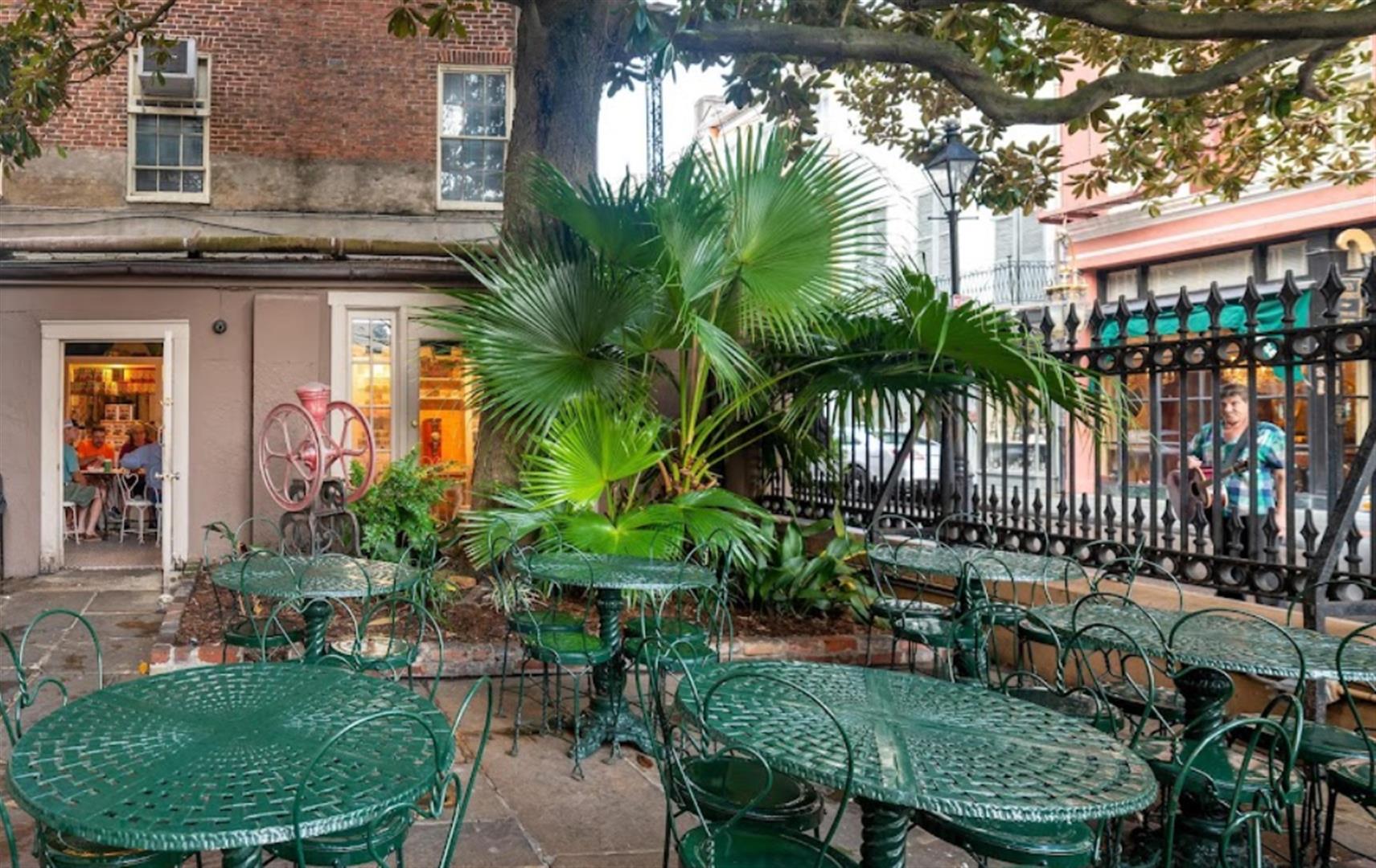 Cafe Beignet, Royal Street