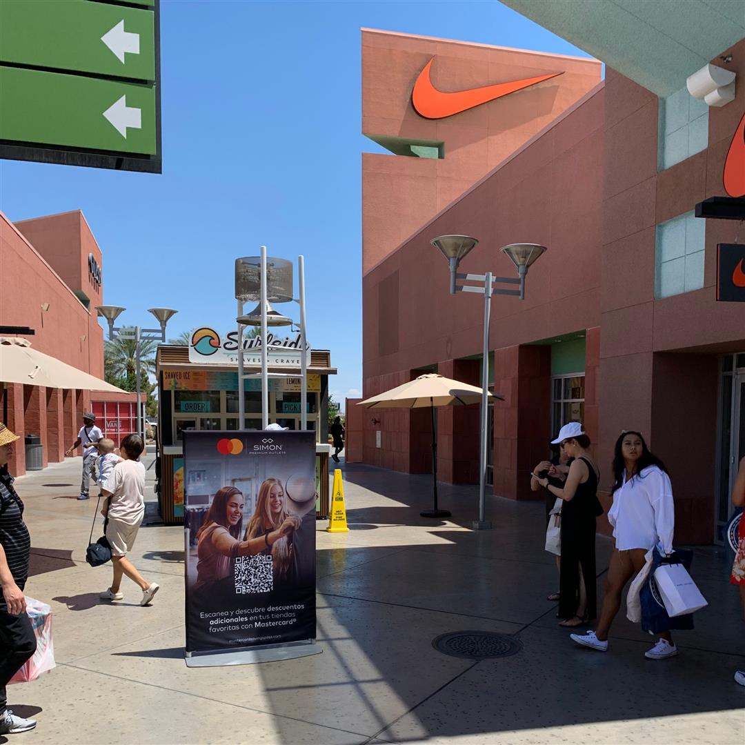 Las Vegas North Premium Outlets