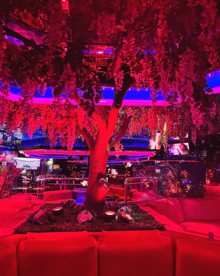 Peppermill Restaurant and Fireside Lounge
