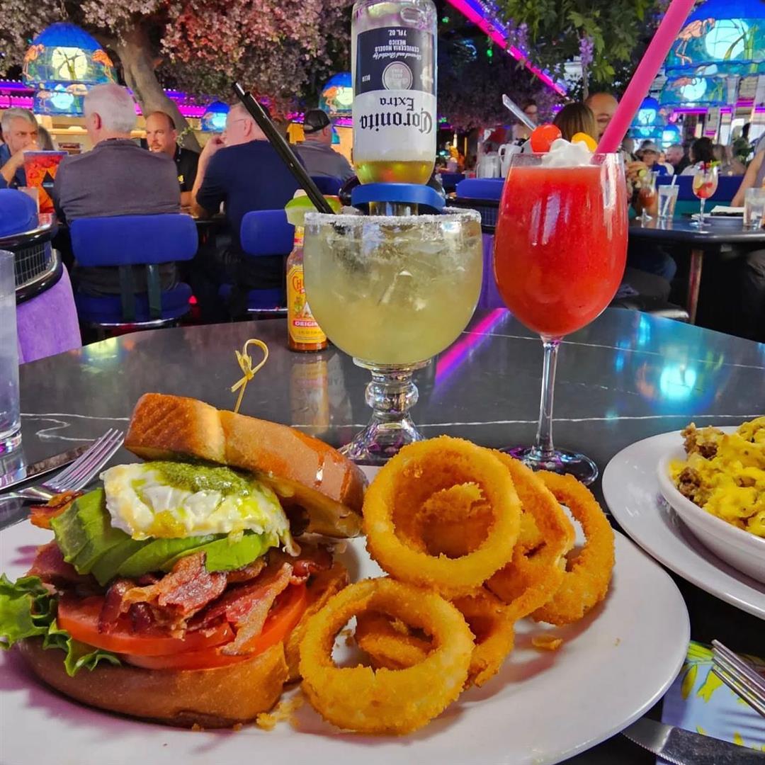 Peppermill Restaurant and Fireside Lounge